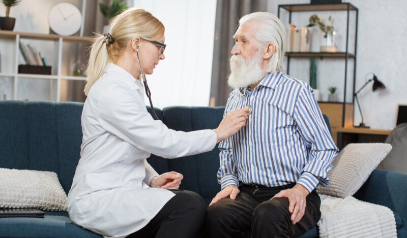 Pneumonia: quais os sintomas e tratamentos?