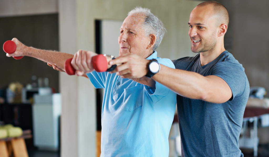 Quais são os benefícios da fisioterapia para os idosos?
