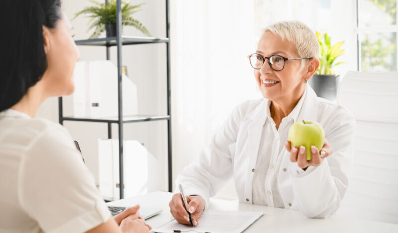 Como um nutricionista pode ajudar a saúde dos idosos?