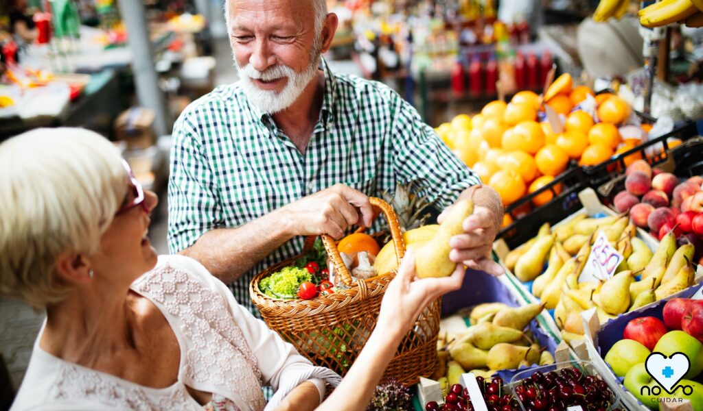 Que alterações alimentares devem ser feitas pelos idosos com diabetes?